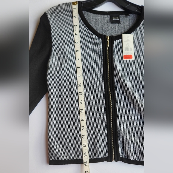Saks Fifth Avenue "Black" Label Zip Cardigan Sweater | Black & White Size S NWT - Picture 6 of 11